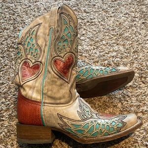 Women’s CORRAL cowboy boots 9
